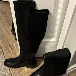 Black Knee-High Women's Boots